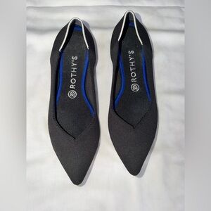 Rothy’s pointy flats